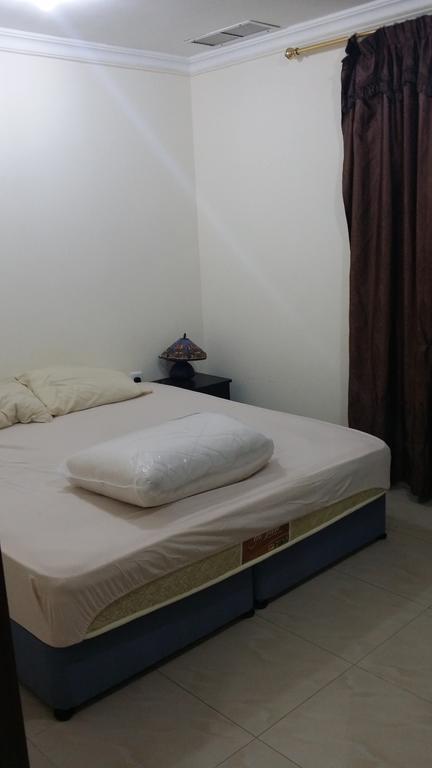 Red Tower Furnished Apartments Mahboula Номер фото
