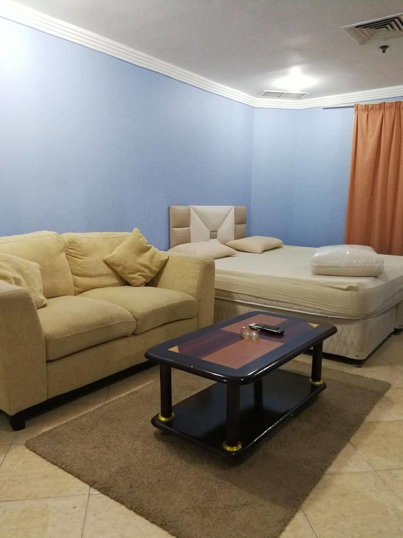 Red Tower Furnished Apartments Mahboula Экстерьер фото